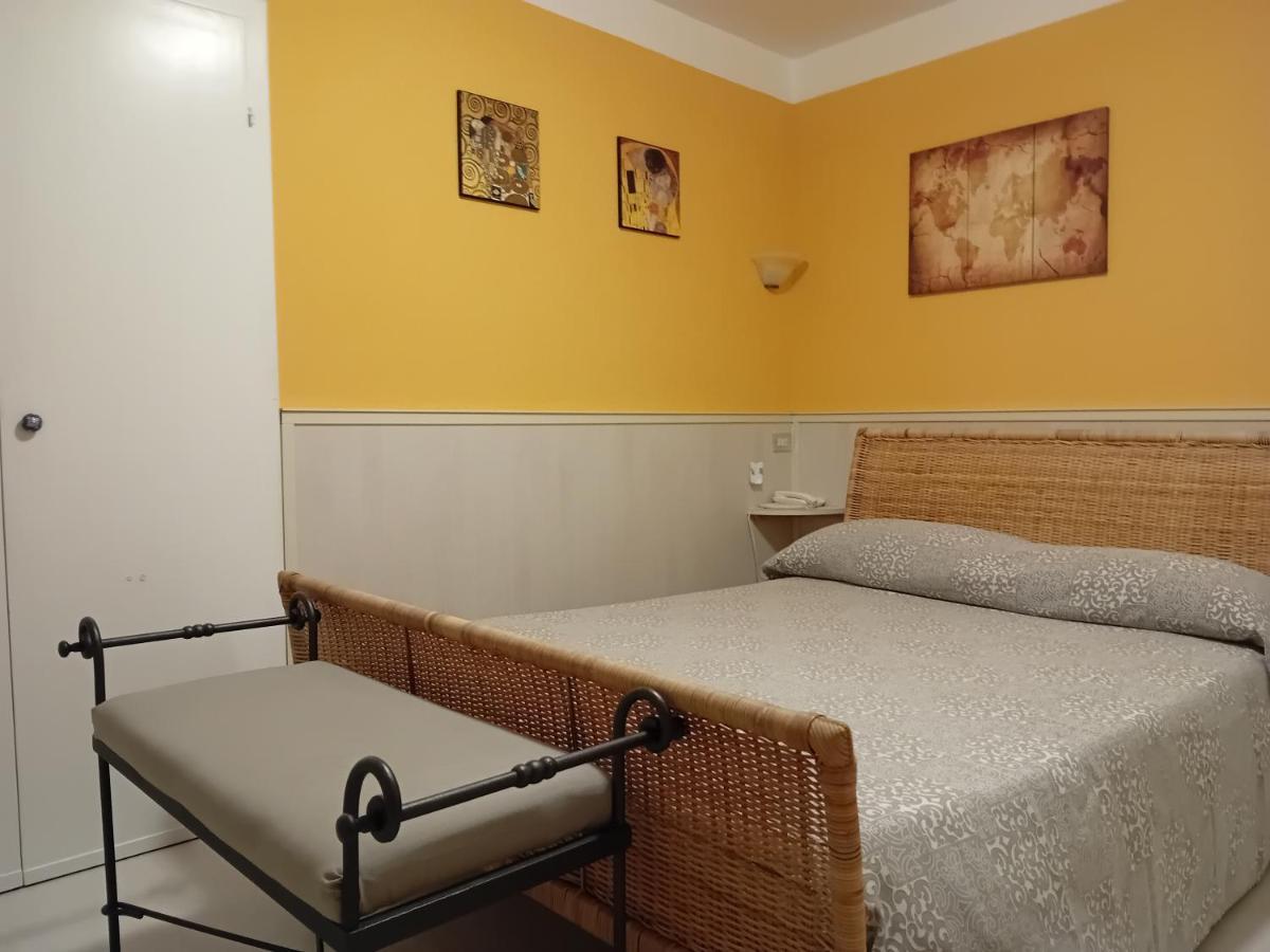 Stella Della Marina Hotel มอนเตรอสโซ อัล มาเร ภายนอก รูปภาพ